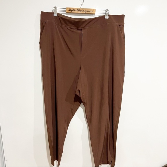 Athleta Brooklyn Ankle Pant - Picture 4 of 11